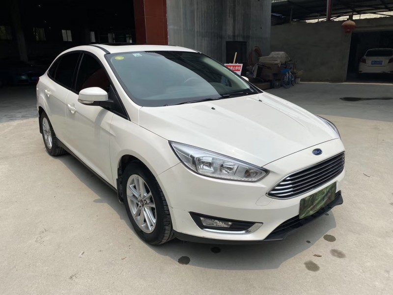 成都16年福特福克斯7