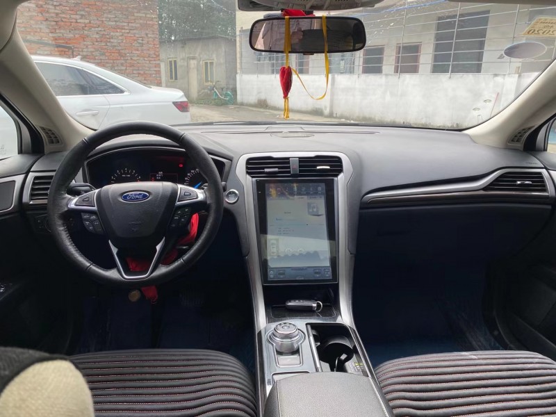 成都18年福特蒙迪欧5