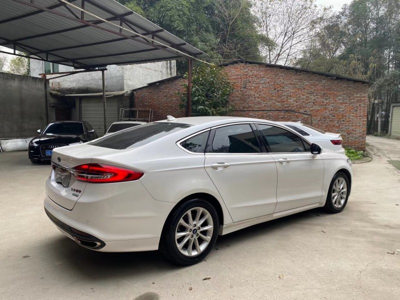 成都18年福特蒙迪欧3