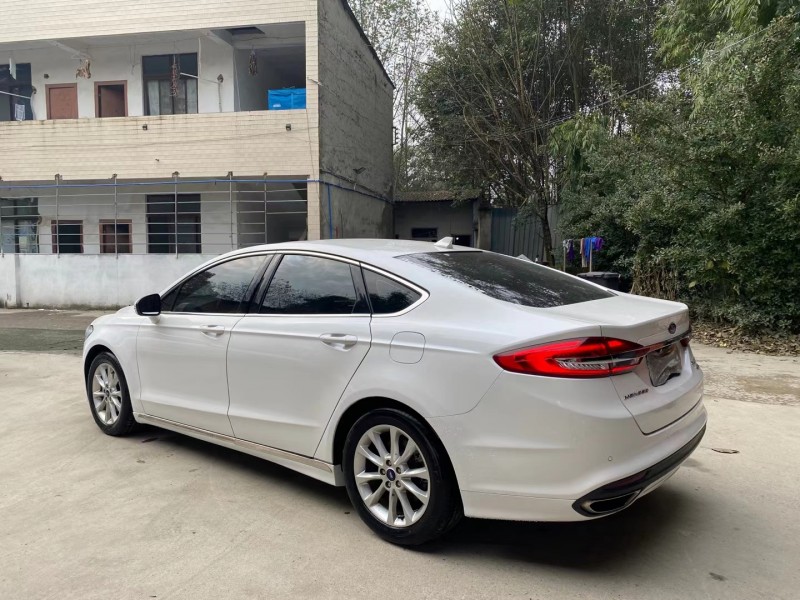 成都18年福特蒙迪欧2