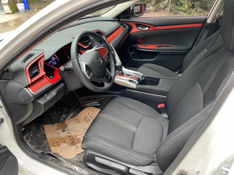 成都17年本田思域6