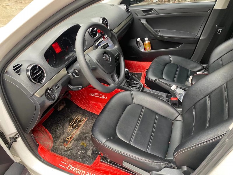 成都17年大众捷达6