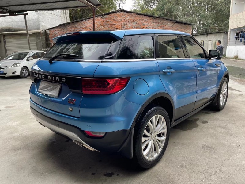 成都17年陆风X73