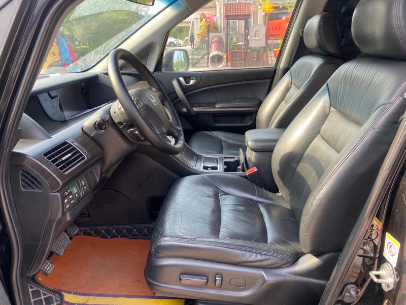 青岛13年本田艾力绅6