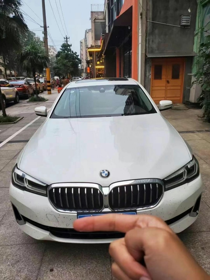 武汉21年宝马5系1