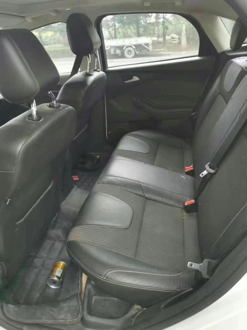 潍坊15年福特福克斯6