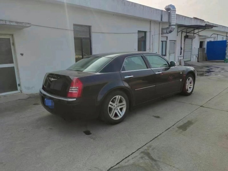 蘇州08年克萊斯勒300C8