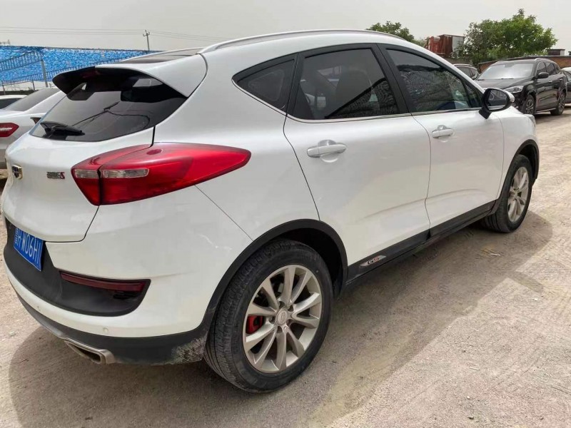 保定20年吉利帝豪GS3