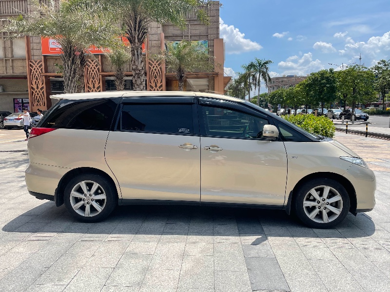 佛山10年丰田普瑞维亚6