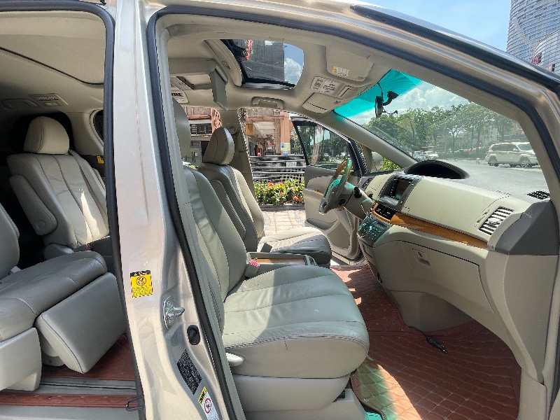 佛山10年丰田普瑞维亚3