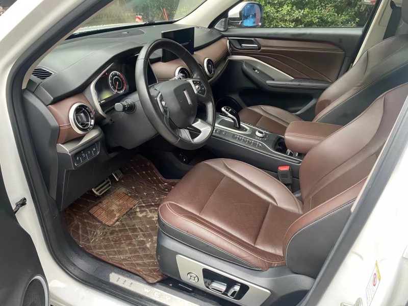 成都18年长城VV64