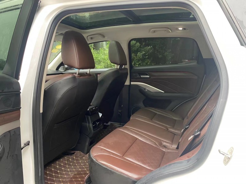 成都18年长城VV66