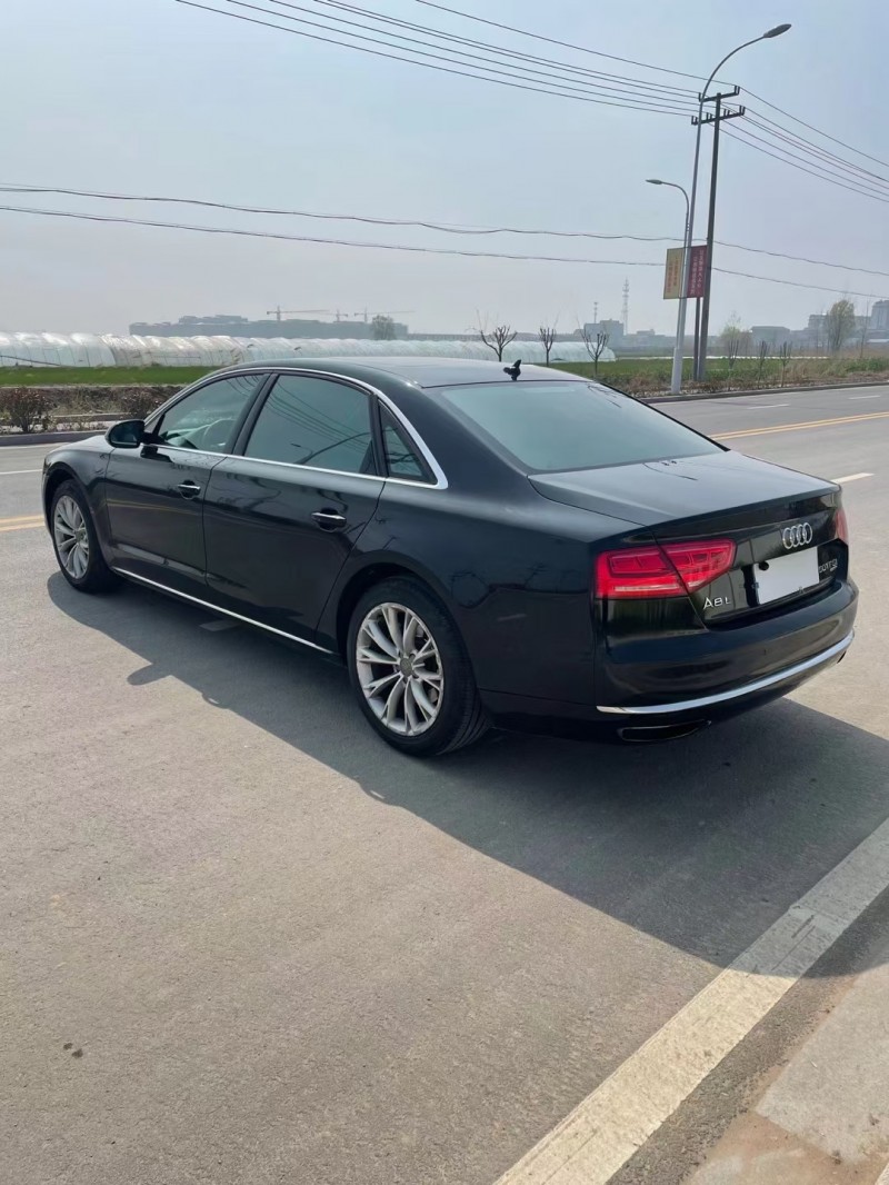 宿迁11年奥迪A8L4