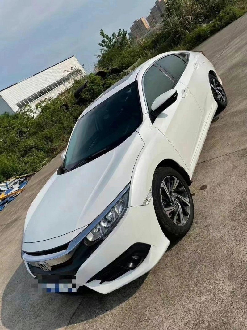 武汉18年本田思域2