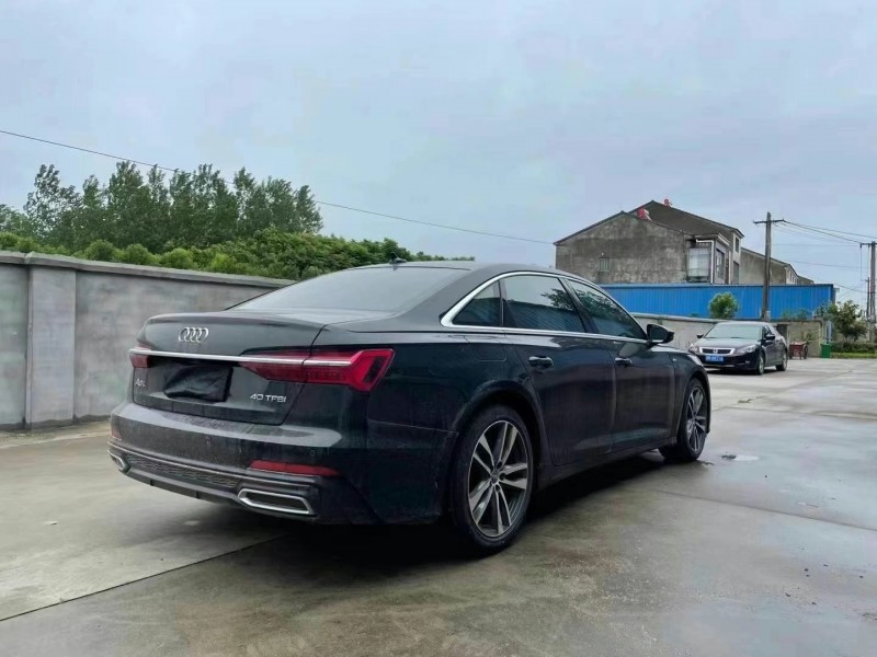 武汉19年奥迪A6L8