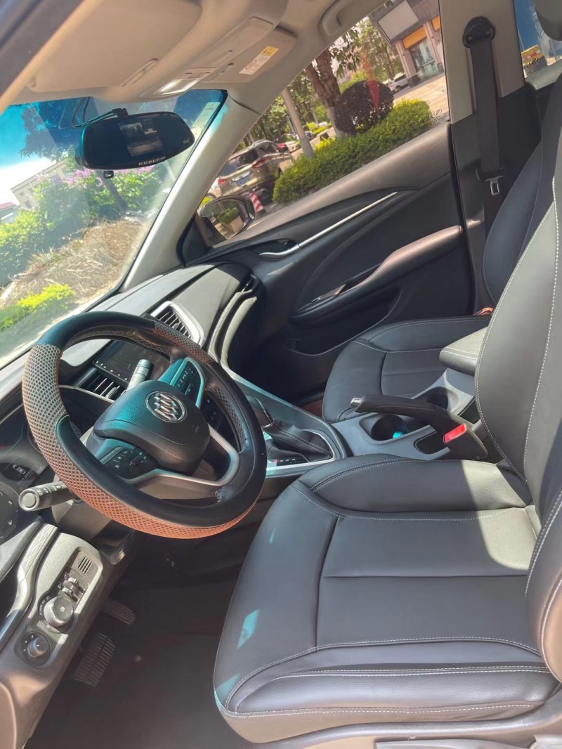 中山18年别克英朗7