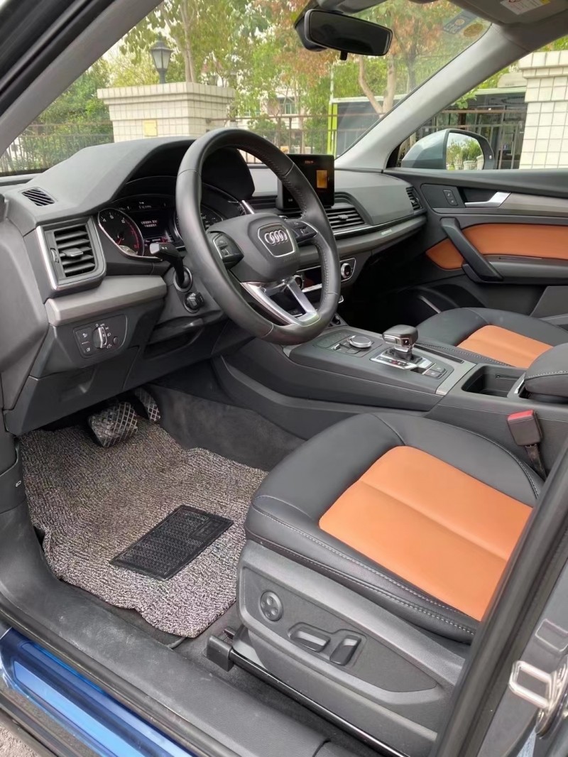 中山20年奥迪Q55