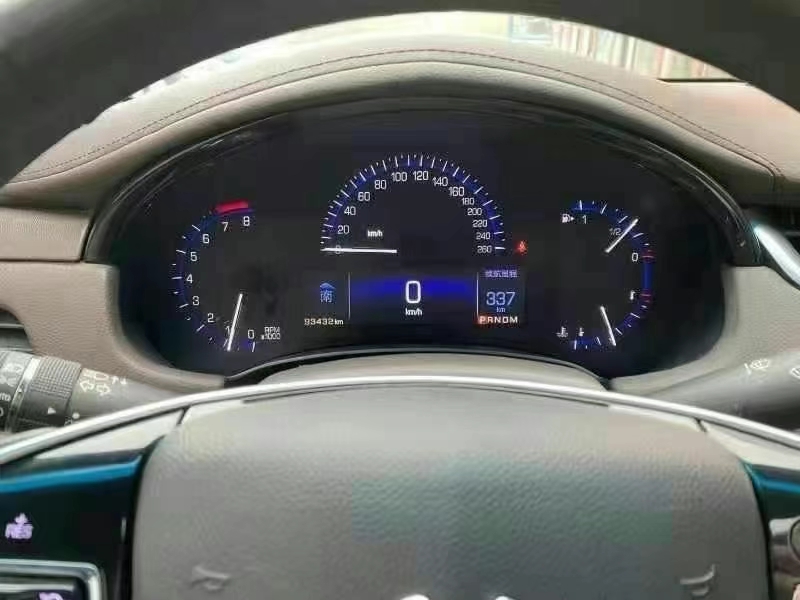 济宁16年凯迪拉克XTS4