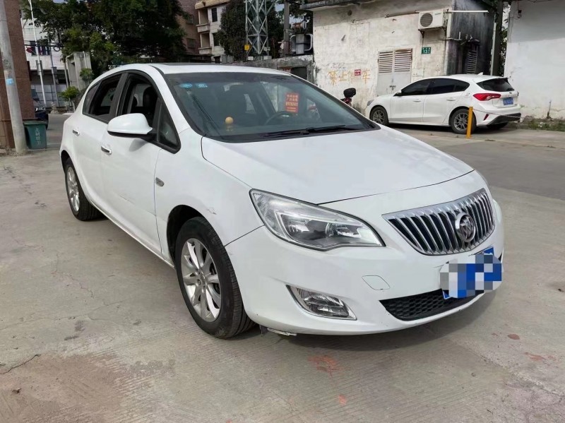 广州15年别克英朗2