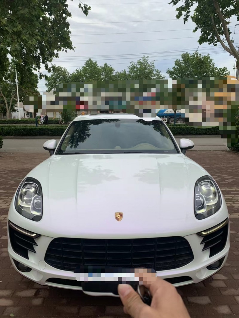 聊城14年保時捷Macan9