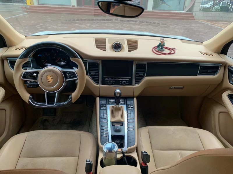 聊城14年保時捷Macan6