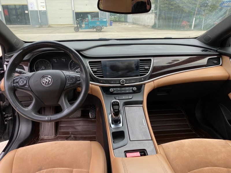 徐州17年别克君越4