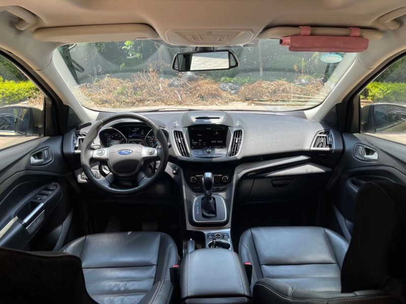 中山15年福特翼虎2