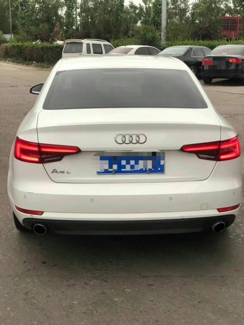 潍坊17年奥迪A4L9
