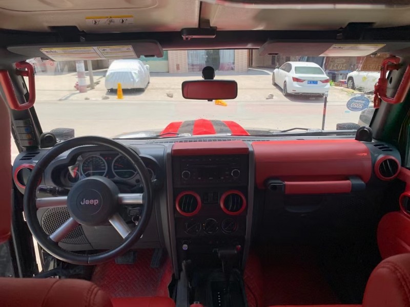 廣州11年Jeep牧馬人9