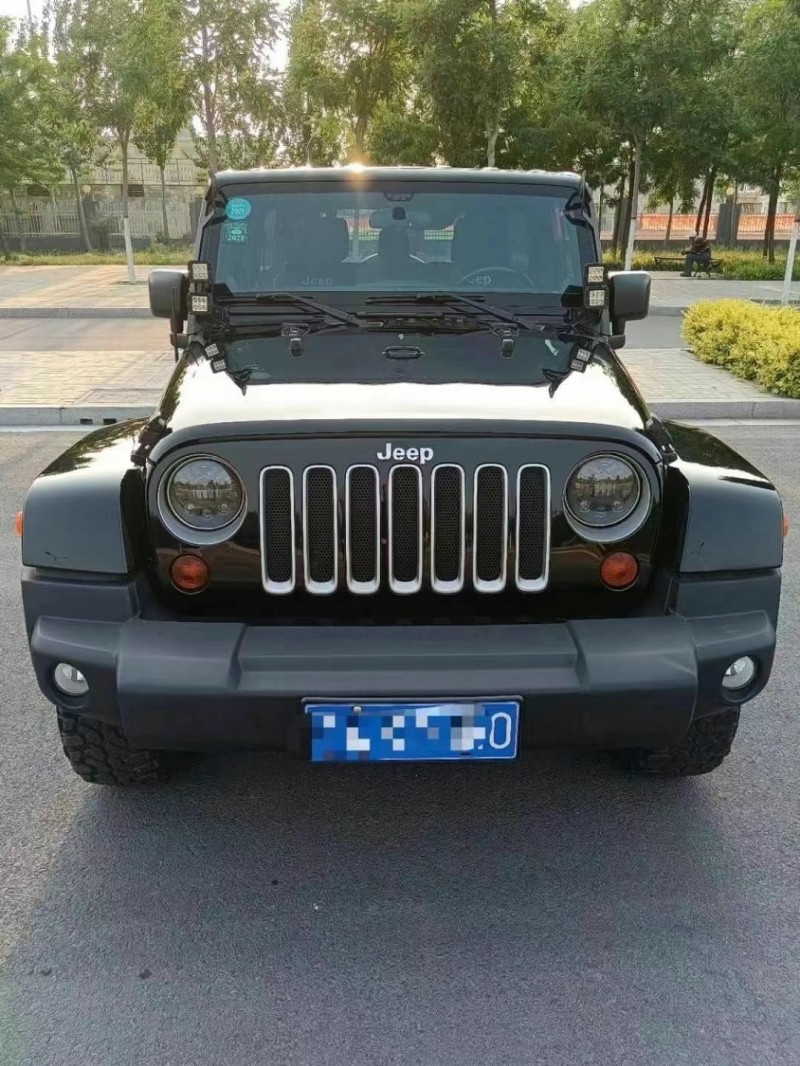 邯鄲12年Jeep牧馬人1