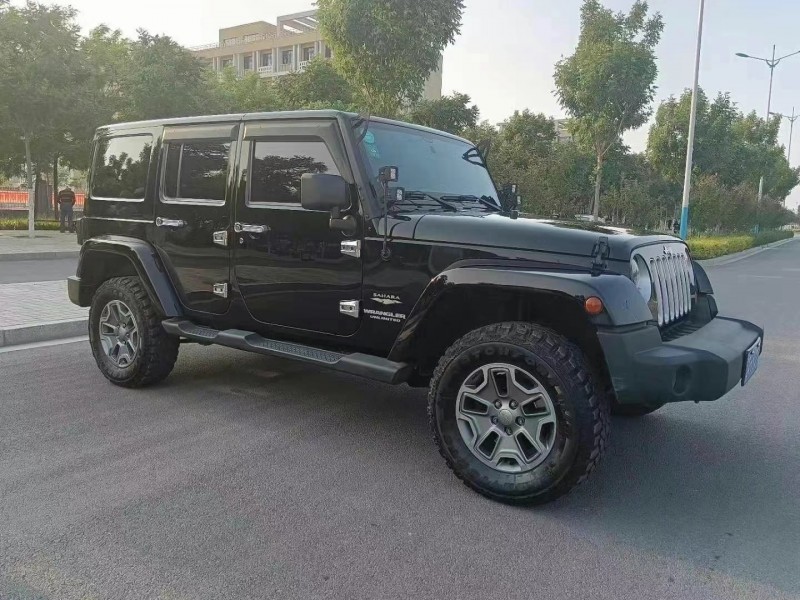邯鄲12年Jeep牧馬人3