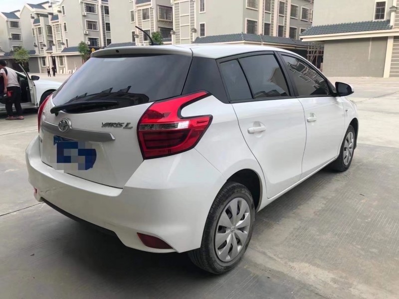 广州17年丰田YARiS L 致炫4
