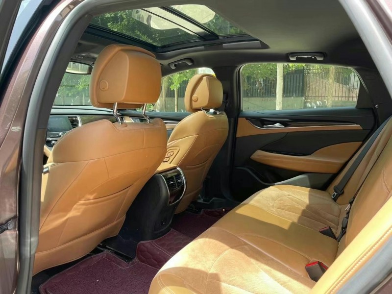 保定17年别克君越5