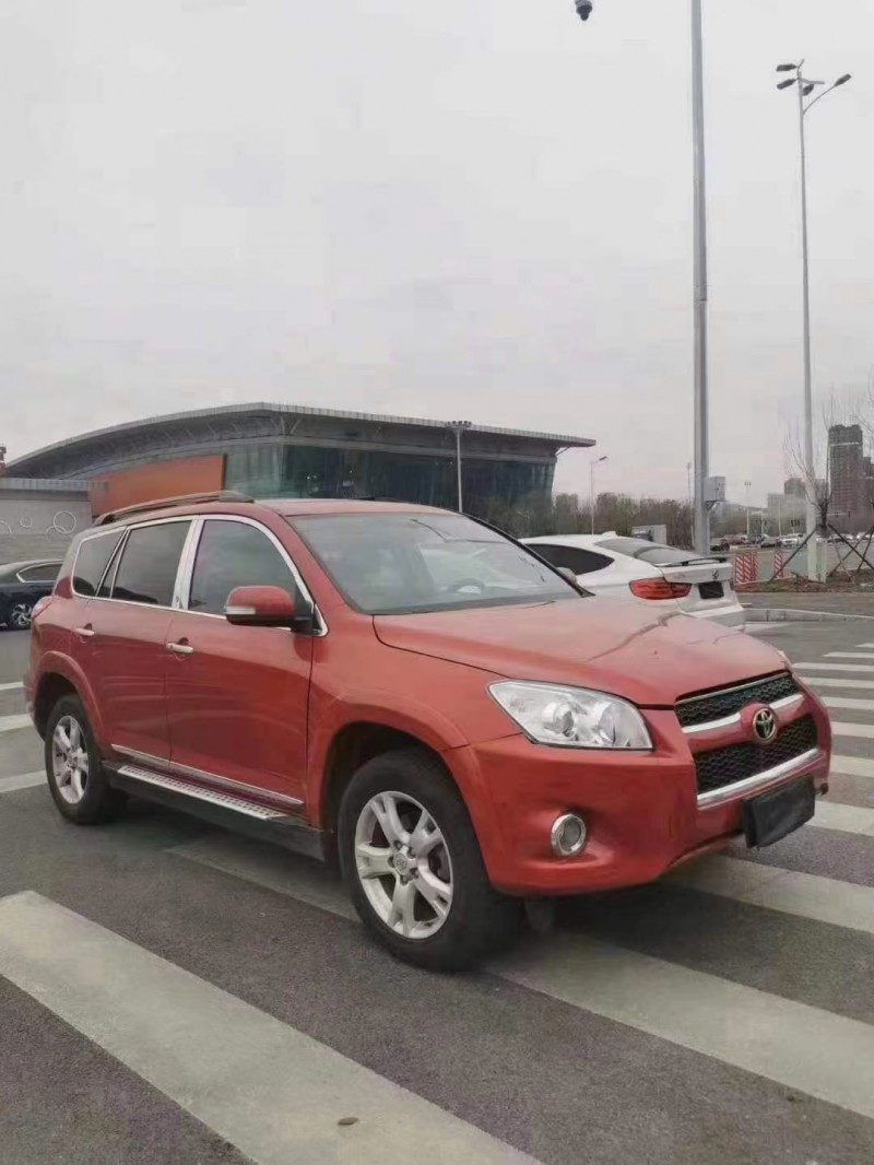 沈陽11年豐田RAV4榮放7