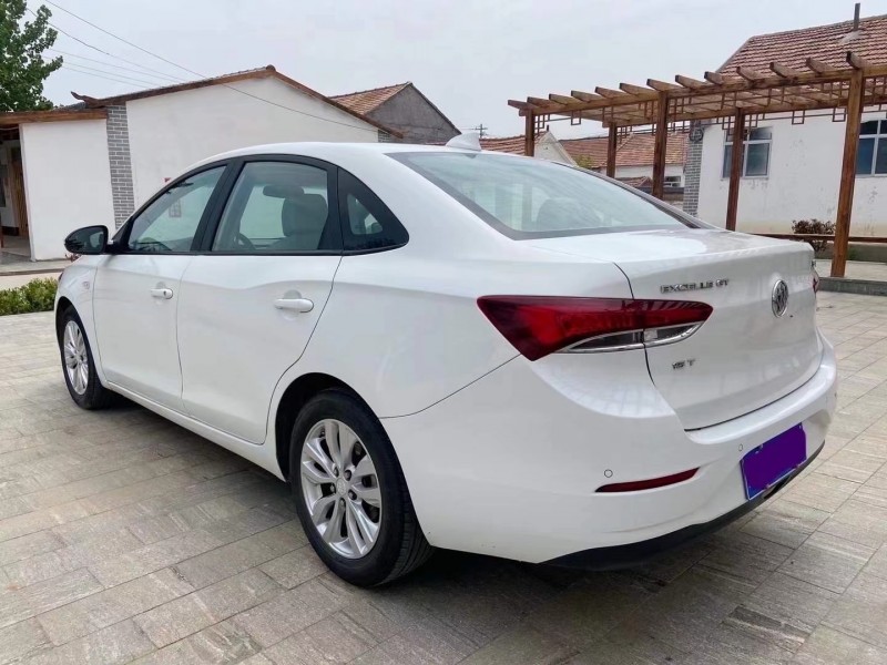 潍坊18年别克英朗9