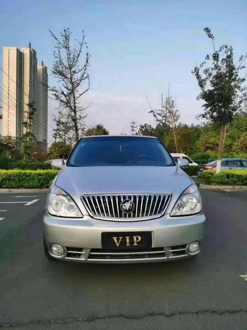 枣庄16年别克GL81