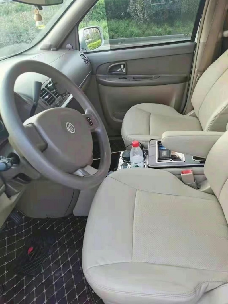 枣庄16年别克GL86