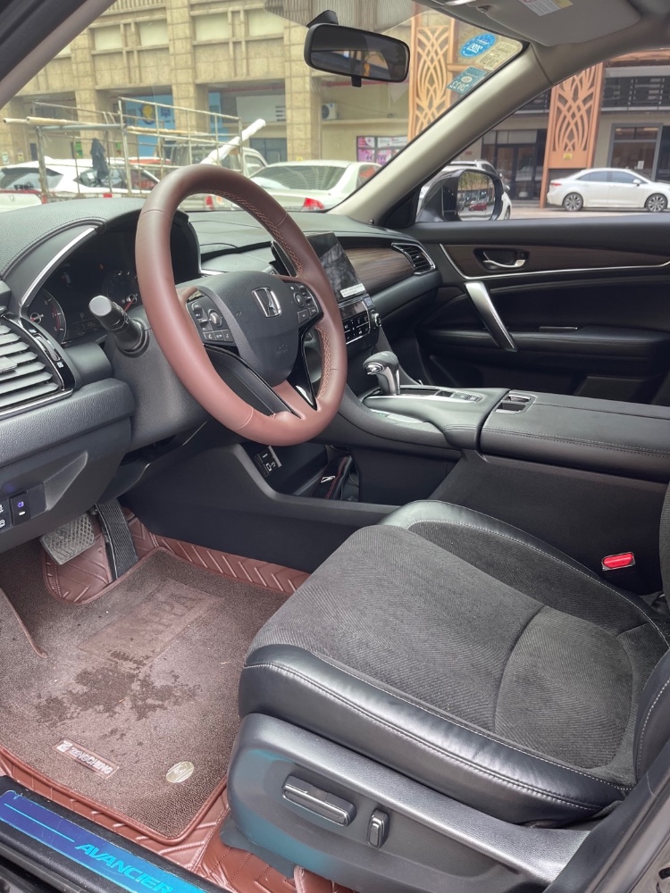 佛山18年本田冠道4