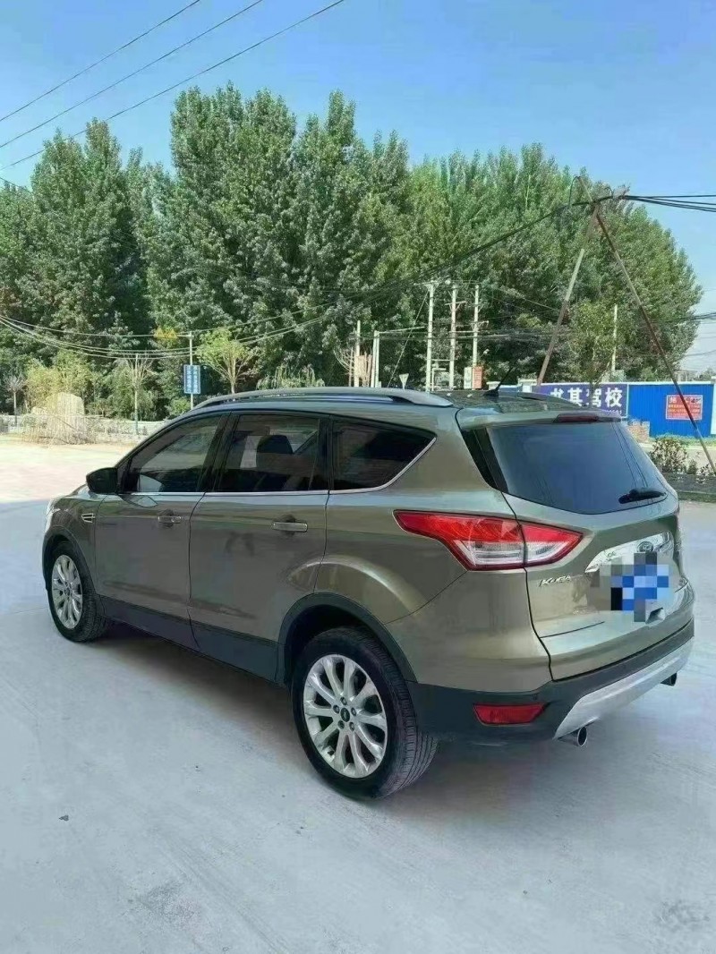 保定14年福特翼虎7