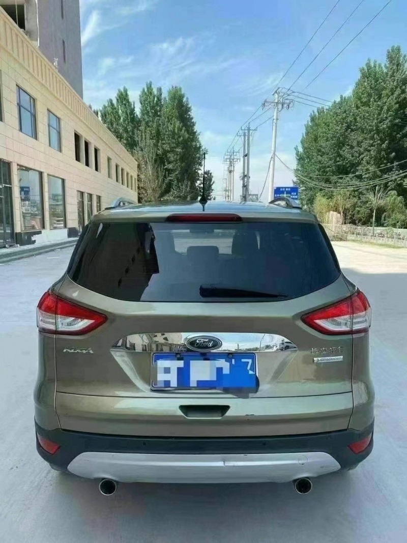 保定14年福特翼虎8