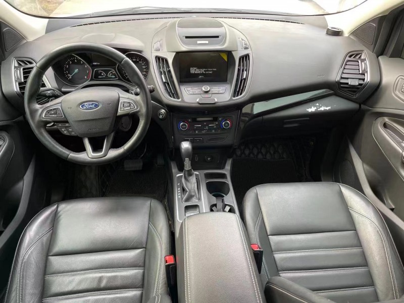 济宁17年福特翼虎4