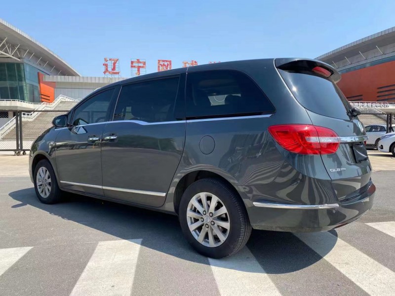 沈陽19年別克GL86