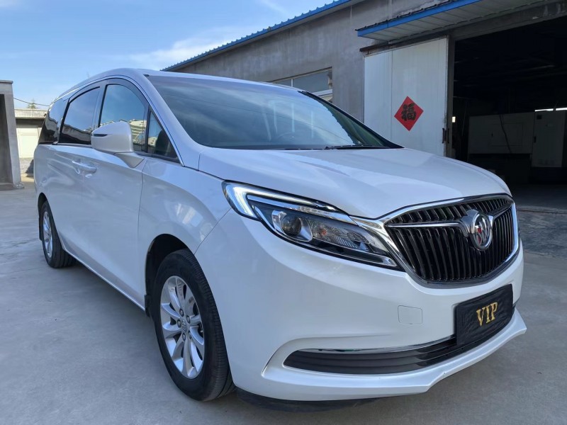 济宁19年别克GL82