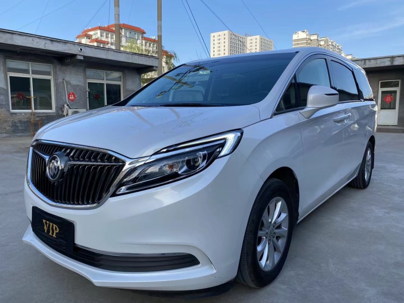 济宁19年别克GL83