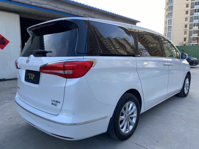 济宁19年别克GL87