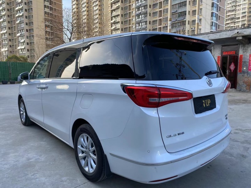 济宁19年别克GL89