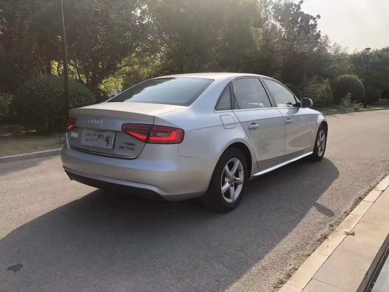 徐州12年奥迪A4L4