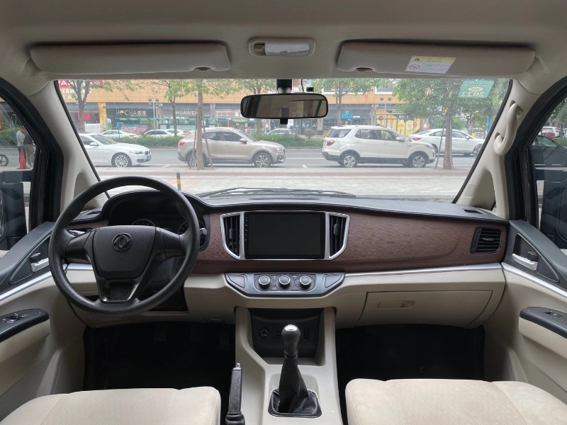 佛山20年东风菱智M56