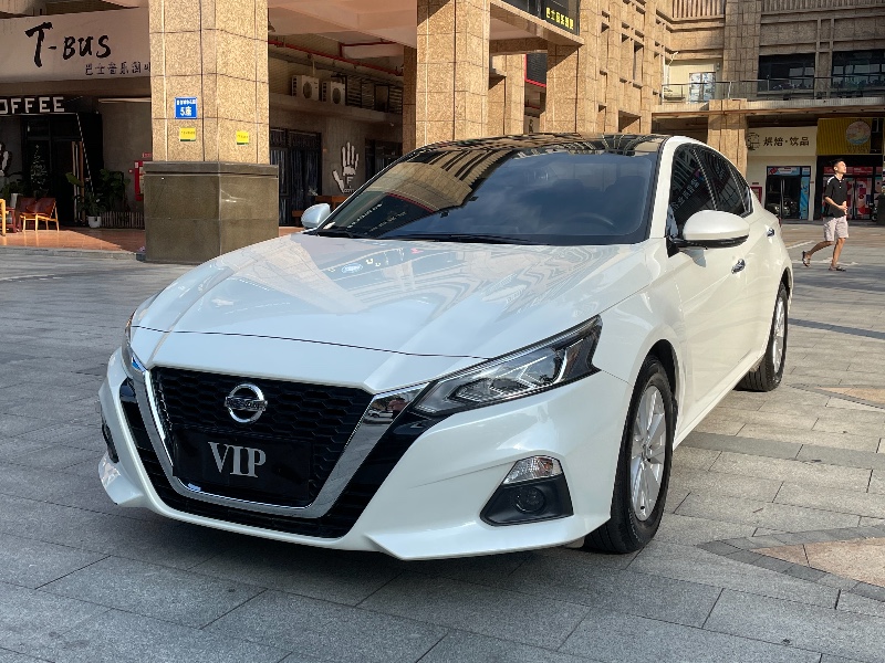 佛山20年日产天籁8