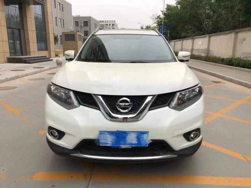 西安16年日產奇駿1